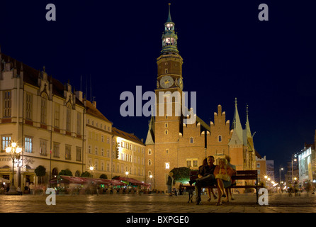 Blick auf Breslauer Rathaus auf dem Marktplatz, Wroclaw, Polen Stockfoto