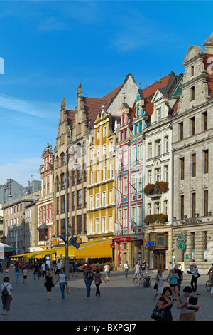 Renovierte Fassaden auf dem Marktplatz in der Altstadt, Wroclaw, Polen Stockfoto