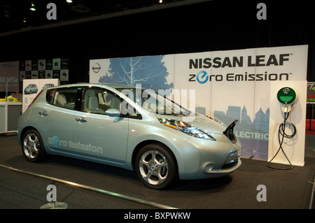 Elektroauto Nissan Leaf bei der 2010 North American International Auto Show in Detroit. Stockfoto