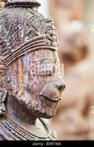 Granit Stein Hanuman Statue. Beteten indische hindu-Gottheit Stockfoto