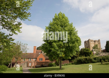 Museum und Schloss aus dem Grün, Guildford, Surrey Stockfoto