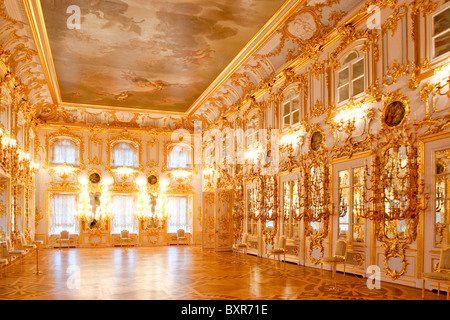 Innenraum der Peter-Palast, Peterhof, Peterhof, Sankt-Petersburg, Russland Stockfoto