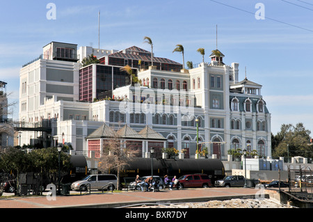 Ehemalige Jackson-Brauerei, jetzt Geschäfte, French Quarter, New Orleans, Louisiana Stockfoto