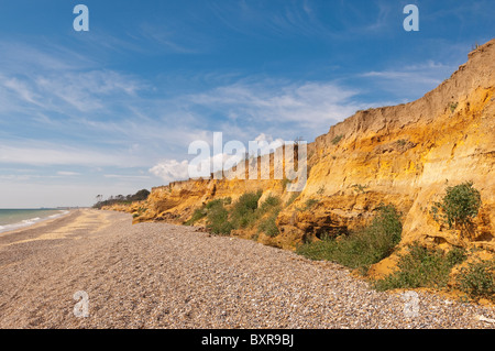 Die Klippe zeigt Küstenerosion am Strand in Benacre, Suffolk, England, Großbritannien, Uk Stockfoto