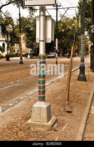 Polen, verziert mit Perlen Karneval, St. Charles St. Paradestrecke, New Orleans, Louisiana Stockfoto