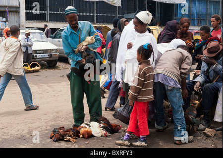 Straßenszene, Mercato Addis Abeba, Äthiopien-Afrika-Markt Stockfoto