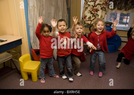 Kindergarten und Pre-K-Programm im Stadtteil sehr multikulturellen Kensington in Brooklyn, New York. Stockfoto