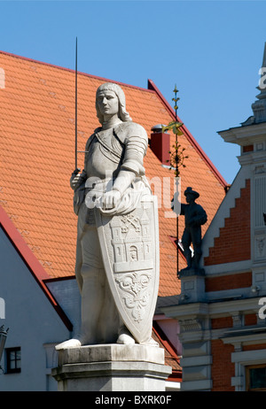 Lettland, Riga, Rathausplatz, der Roland-statue Stockfoto