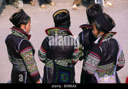 Black Hmong Mädchen. Sapa, Lao Cai Provinz, Nord-Vietnam. Stockfoto