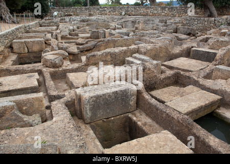 Gräber, Achaeological Site, Egnazia, Apulien, Italien Stockfoto