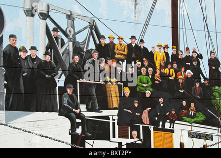 Wandbild - "Passagiere nicht erlaubt On Top of This House" Alaskan Künstlers Daniel DeRoux in Juneau, Alaska, USA Stockfoto