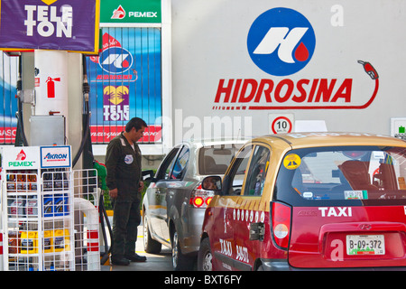 Tankstelle in Mexico City, Mexiko Stockfoto