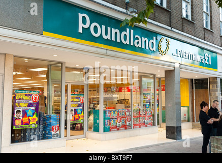 Poundland Shop Stockfoto