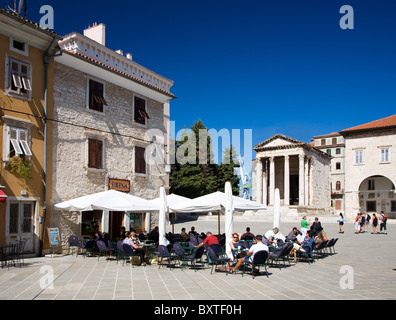 Cafe, Pula, Istrien Region, Kroatien, Europa Stockfoto