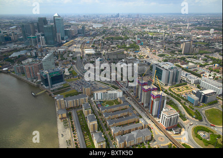 Luftaufnahme der Erschließung von Grundstücken in den Docklands London UK. Stockfoto