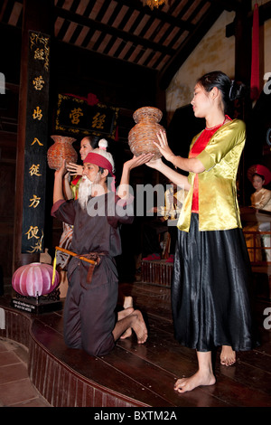 Traditionelle Musik und Tanz zeigen, Hoi an, Vietnam Stockfoto