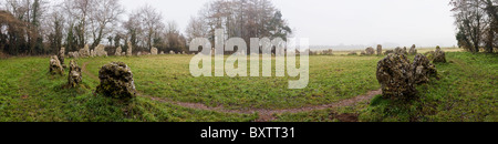 Panorama des Königs Männer Rollright Bronzezeit Steinkreis auf der Grenze von Oxfordshire und Warwickshire Stockfoto