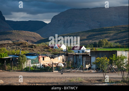 Klaarstroom ein kleines Bauerndorf in den Swartbergen, Karoo, Südafrika Stockfoto