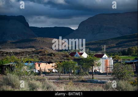 Klaarstroom ein kleines Bauerndorf in den Swartbergen, Karoo, Südafrika Stockfoto