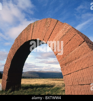 Schreitenden Bogen Skulptur auf Colt Hill, Cairnhead, Nithsdale, Dumfries and Galloway, Schottland von Andrew Goldsworthy Stockfoto