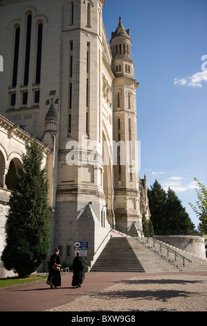 Basilika der Heiligen Thérèse von Lisieux (14) Stockfoto