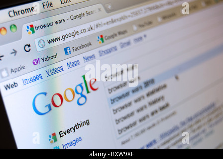 Ein Foto-Illustration zeigt den Google Chrome Browser in Verbindung mit der Google-Suchmaschine Stockfoto