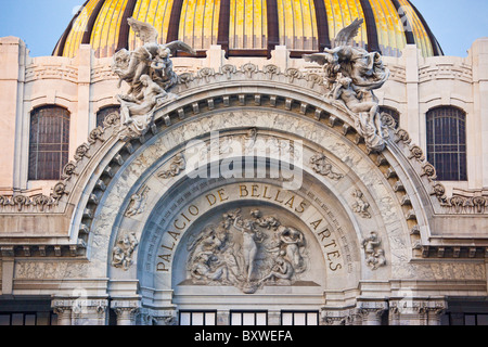 Palacio de Bellas Artes oder der Palast der schönen Künste, Mexiko-Stadt, Mexiko Stockfoto