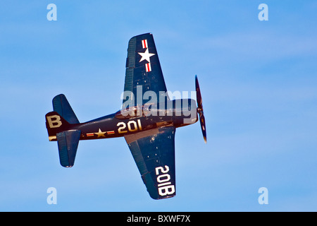 Grumman F8F Bearcat Flugzeuge Display auf dem Goodwood Revival Sussex Großbritannien Großbritannien England UK 2010 Stockfoto