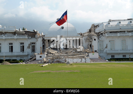 Erdbeben verwüstet Präsidentenpalast in zentralen Port Au Prince, Haiti 2010 Stockfoto