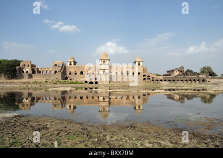 Antike islamische Architektur in Mandu in Madhya Pradesh, Indien. Stockfoto