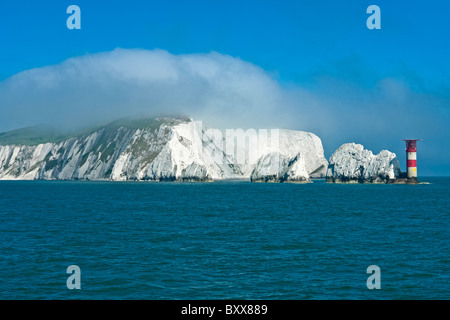 Die Nadeln und Nadeln Leuchtturm am westlichen Ende der Isle Of Wight in Südengland Stockfoto