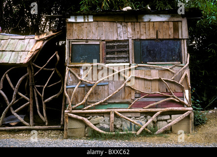 Gebäude aus Holz, Albert Town, Cockpit Land, Trelawny Parish, Blue Mountains, Jamaika, Karibik Stockfoto