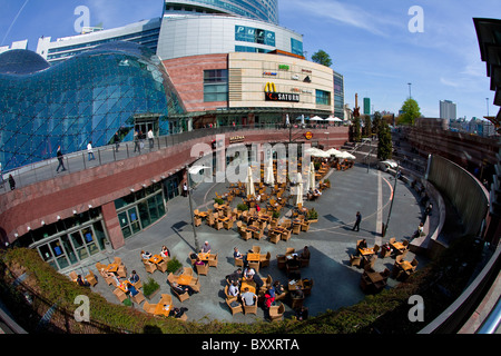 "Gold Terrasse" ("Zlote Tarasy") in Warschau, Polen Stockfoto