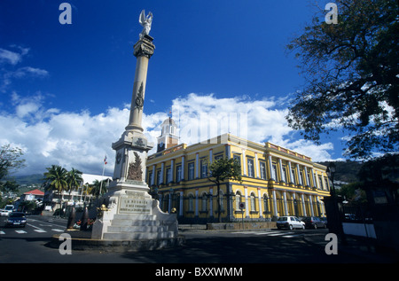 Sieg-Denkmal-Front des Rathauses, Saint-Denis, La Réunion (Frankreich), Indischer Ozean Stockfoto