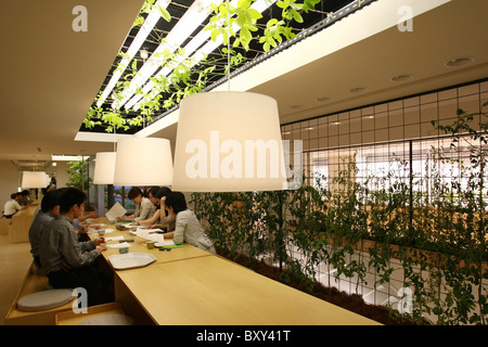 Tokio (Japan): Pasona Konzernzentrale: Urban Farm Pasona Stockfoto