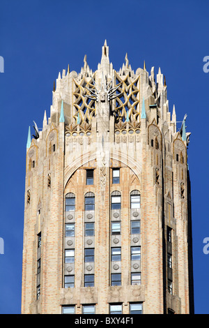 Das General Electric Building bei 570 Lexington Avenue, einen gotischen Turm mit Art-déco-Architektur Dekoration New York Stockfoto