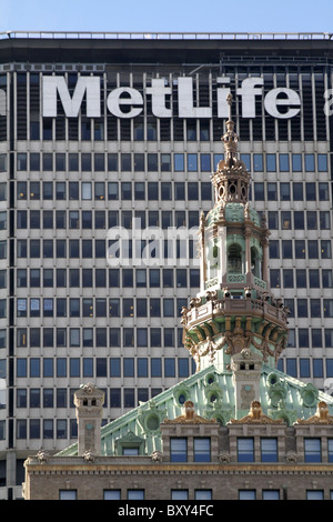 Die MetLife und Helmsley Building an der Park Avenue in New York, Amerika Stockfoto