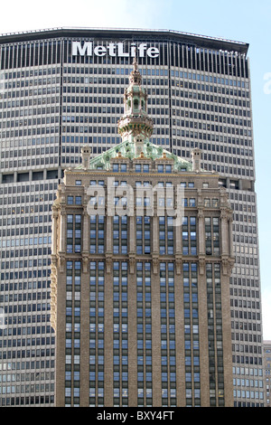 Die MetLife und Helmsley Building an der Park Avenue in New York, Amerika Stockfoto