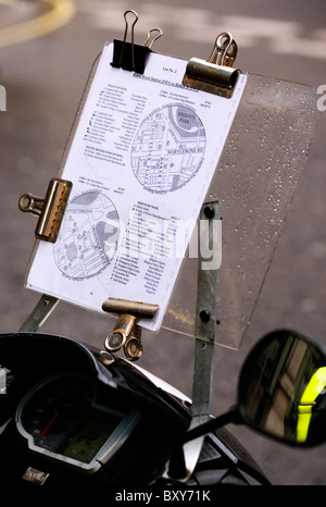 Das wissen, tun London Taxi Fahrer Trainee, London, England, UK, Europa Stockfoto