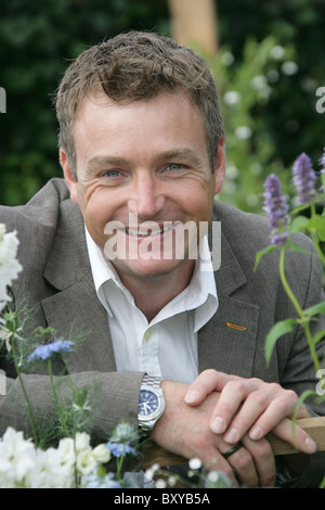 Die 2010 RHS Tatton nahmen die Award Gewinner Gartengestalter und TV-Moderatorin Chris Beardshaw. Stockfoto