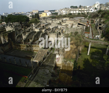 Italien. Herculaneum. Ruinen der antiken römischen Stadt, die nach dem Ausbruch des Vesuvs 79 n. Chr. Kampanien von Lava bedeckt war. Stockfoto