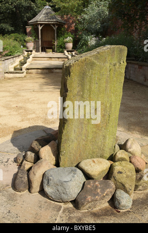 Adlington Hall & Gärten, England. Spätsommer-Blick auf Adlington Hall Vater Tiber Garten. Stockfoto