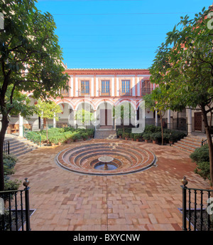 Hof des Hospital de Los Venerables Sacerdotes, Sevilla, Spanien Stockfoto