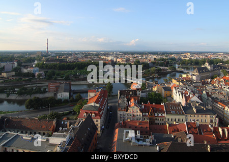 Stadt und Odra River von der Aussichtsplattform des St. Elisabeth-Kirche zu sehen.  Breslau, Niederschlesien, Polen. Stockfoto