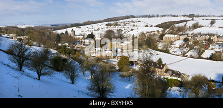 Naunton Dorf im Schnee, nr Stow auf die würde, Gloucestershire, UK Stockfoto