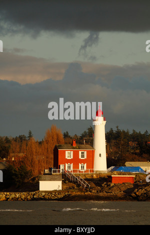 Am späten Nachmittag leichte auf Fisgard Leuchtturm-Fort Rodd Hill, Esquimalt, British Columbia, Kanada. Stockfoto