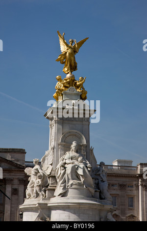 Queen Victoria Memorial vor Buckingham Palace Stockfoto