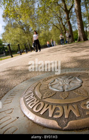 Diana Memorial Walk am Constitution Hill von Green Park Stockfoto