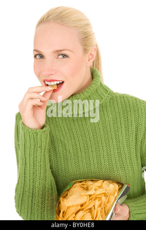 Frau Essen Chips Stockfoto