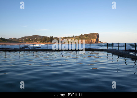 Avalon-Pool bei Dämmerung, Avalon Beach, Sydney, Australia Stockfoto